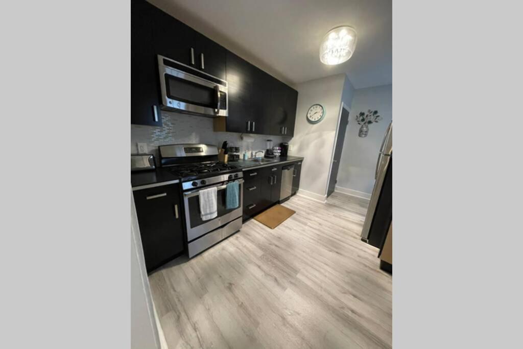 Industrial Brick Townhouse In Downtown Lancaster Villa ภายนอก รูปภาพ