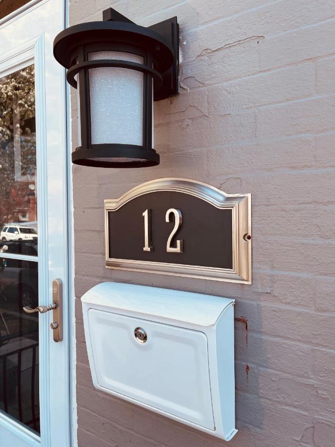 Industrial Brick Townhouse In Downtown Lancaster Villa ภายนอก รูปภาพ