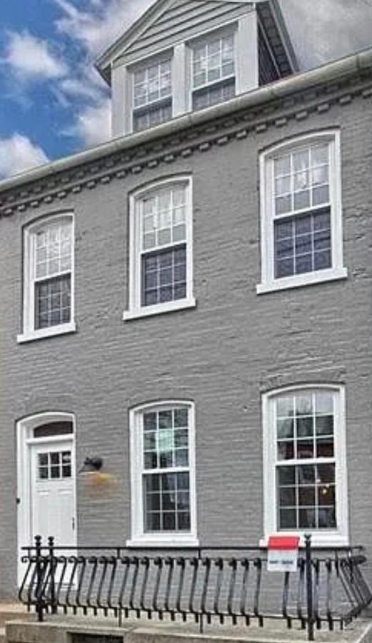 Industrial Brick Townhouse In Downtown Lancaster Villa ภายนอก รูปภาพ